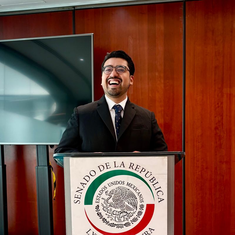 Angel Baez speaking at the Senate of the Republic of Mexico, Mexico City